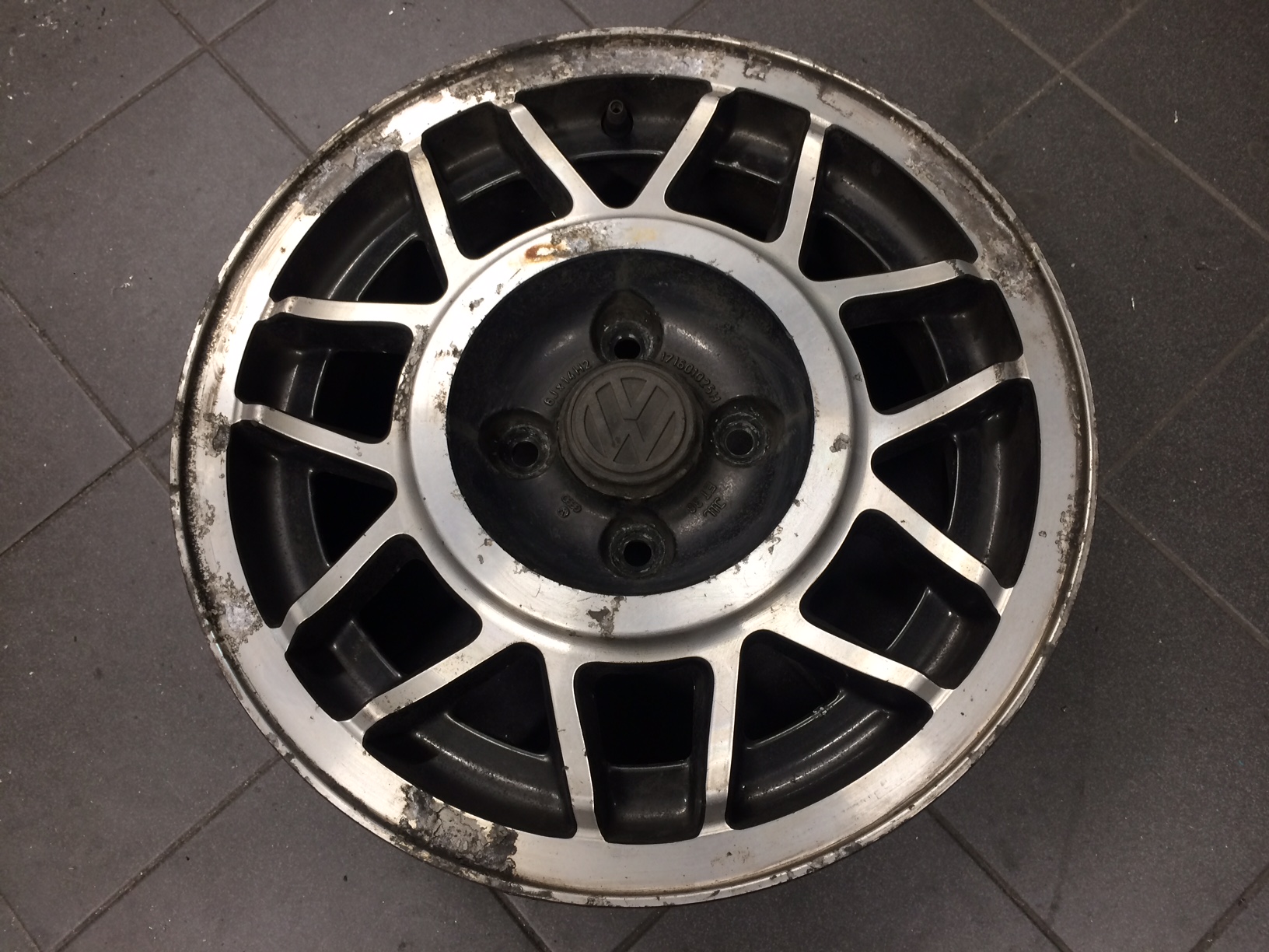 VW Golf I 6x14 4x100 ET38