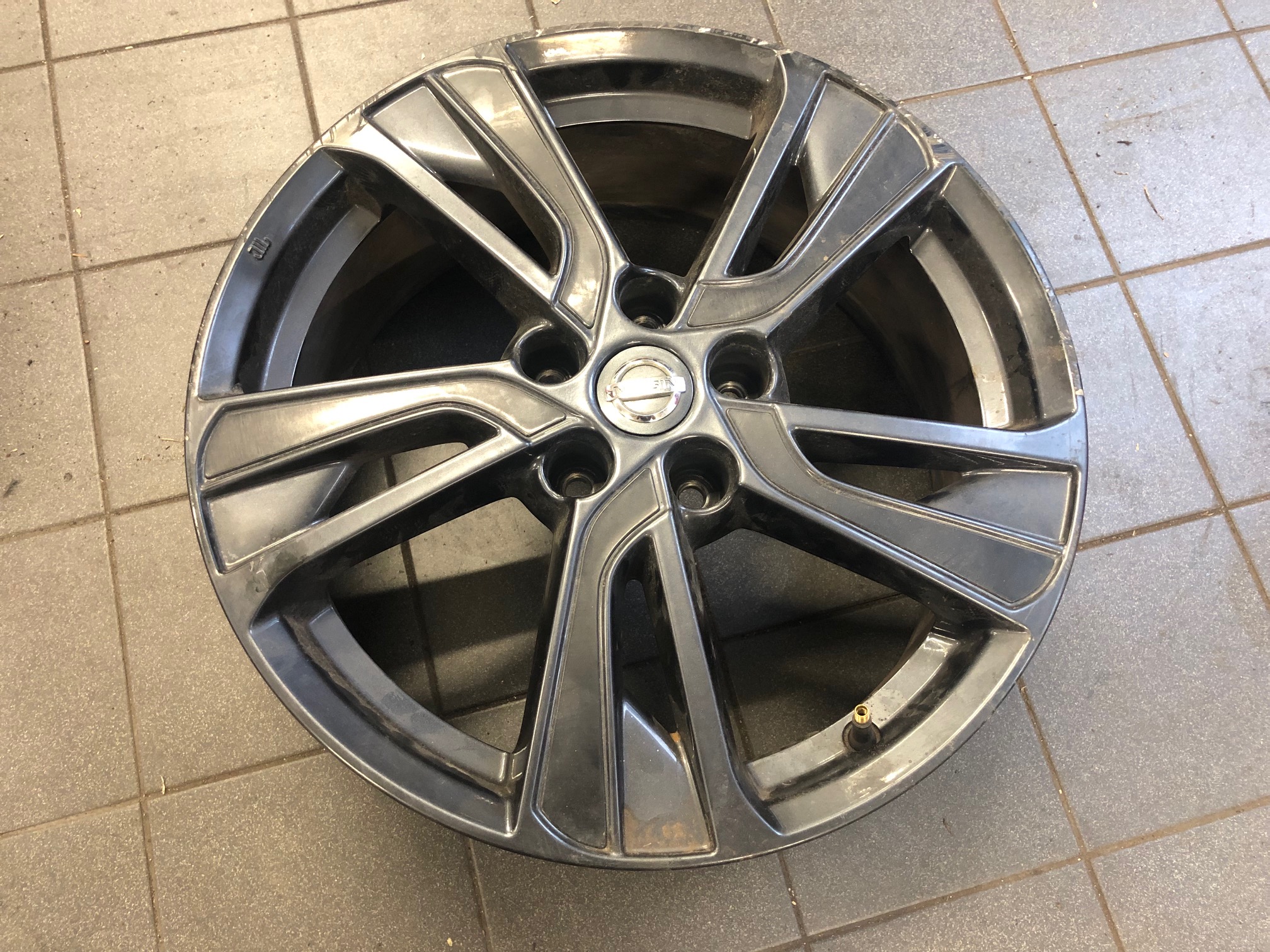Nissan Juke originál 40300BV80C 7x18 5x114,3 ET47